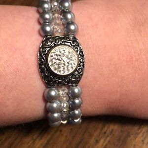 Silver tone Snap Bracelet for 12 mm Snaps.